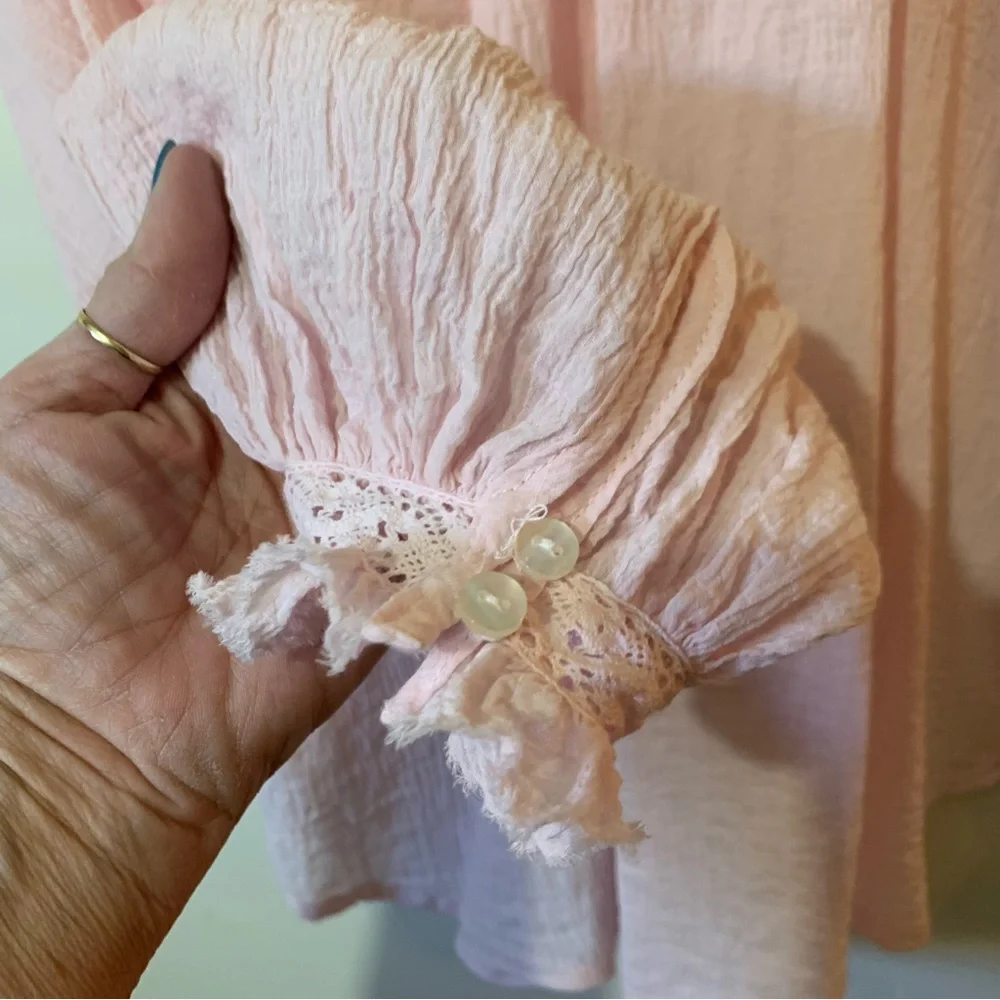 - Free People Silvan Embroidered Light Pink Floral Pullover Blouse Size